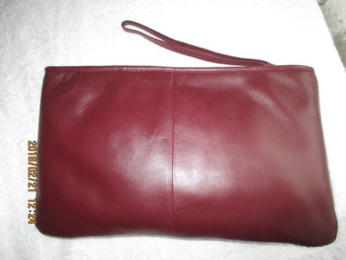 Womens Handbag Vintage Etienne Aigner Burgundy Leather Clutch Wristlet PurseNEW - Picture 4 of 12