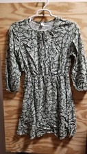 Old Navy Women's Dress Size Medium 3/4 Sleeve Round Neck Leaves Printed Green