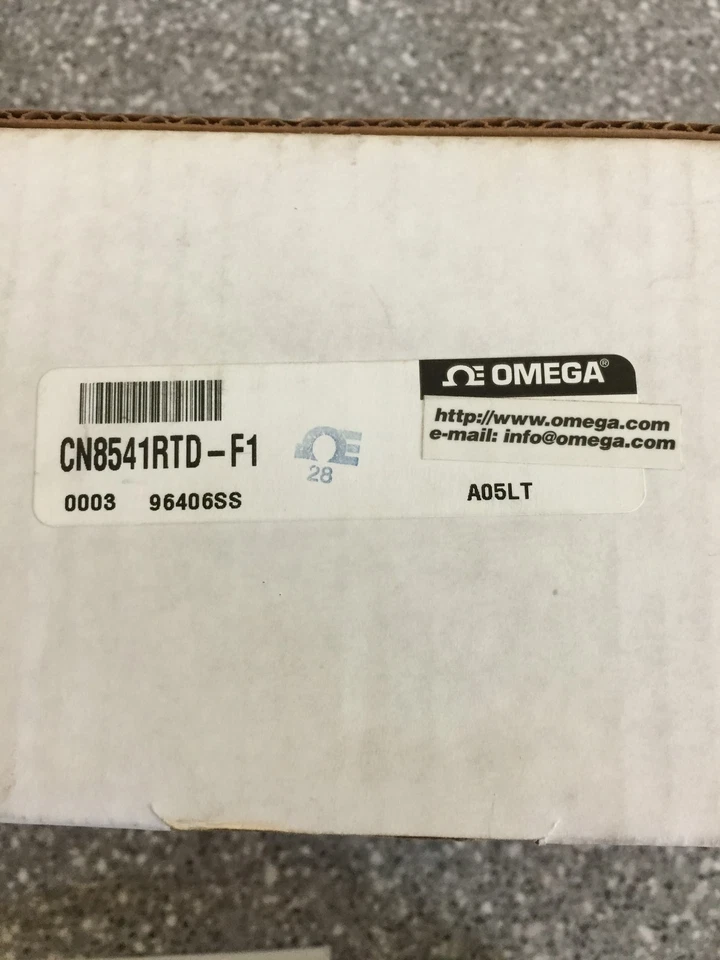 NEW IN BOX OMEGA CN8500 SERIES TEMPERATURE/PROCESS CONTROLLER CN8541RTD-F1 - Image 2 of 4