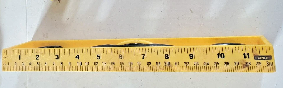 STANLEY ABS 12" LEVEL/YELLOW HT#388 - Image 4 of 4