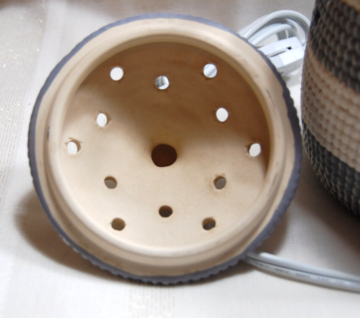 Scentsy "Sweetgrass Basket" Warmer Full Size Retired eBay