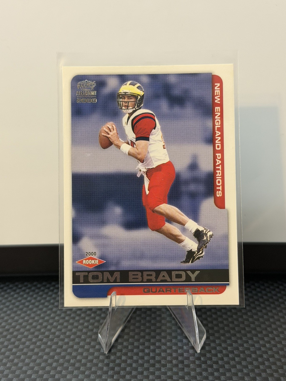 Tom Brady 2000 Pacific Paramount #138 Base Price Guide - Sports