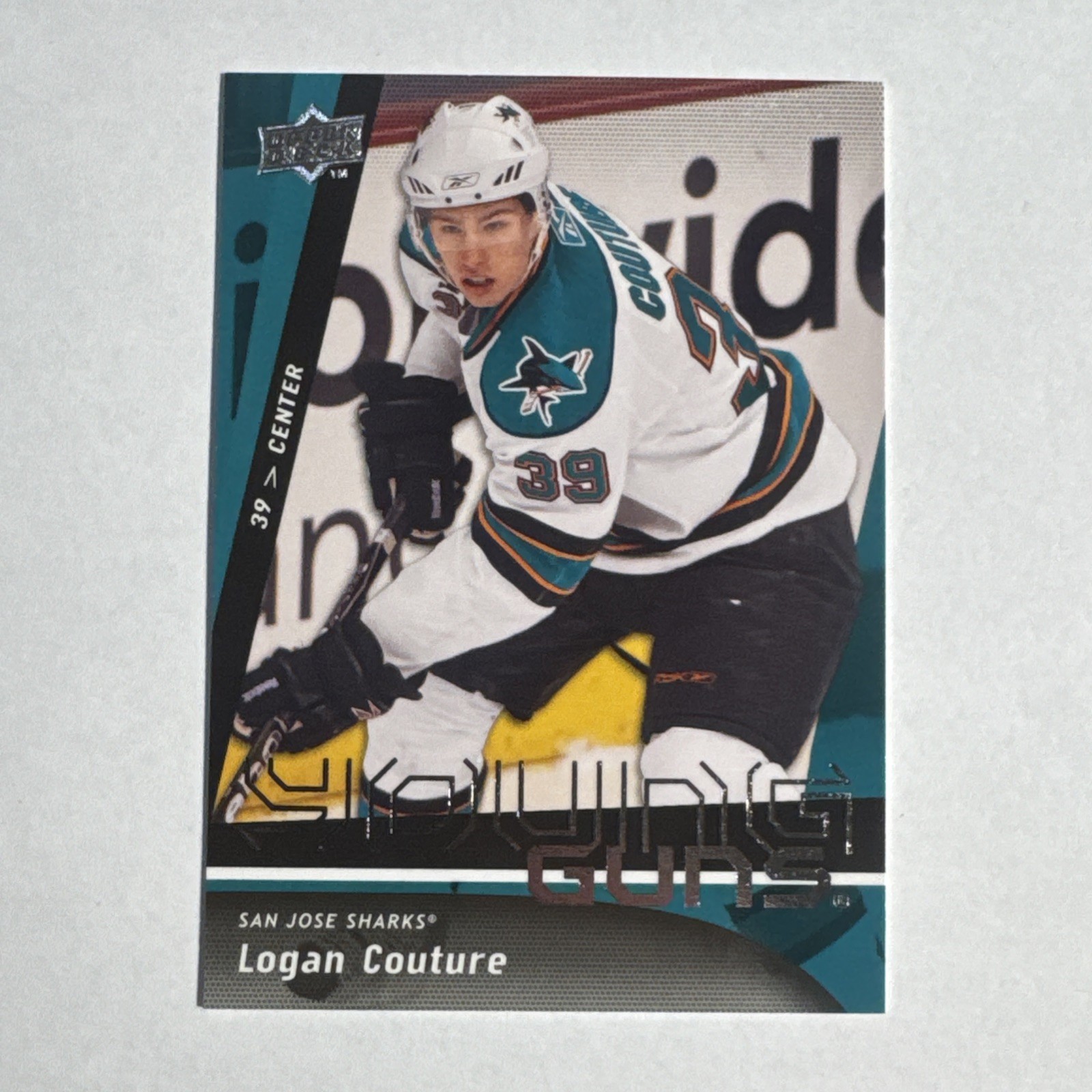 2009-10 Upper Deck Logan Couture Rookie Young Guns RC #487 Sharks