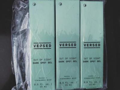 3 x VERSED OUT OF SIGHT DARK SPOT GEL 0.5 OZ EACH Kojic + Tranexamic acid SEALED