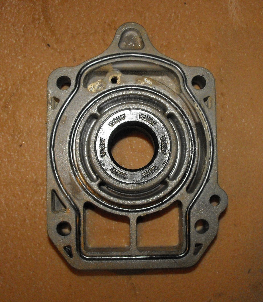 M4 Honda Marine 19241-zy3-000 Water Pump Housing OEM Factory Boat