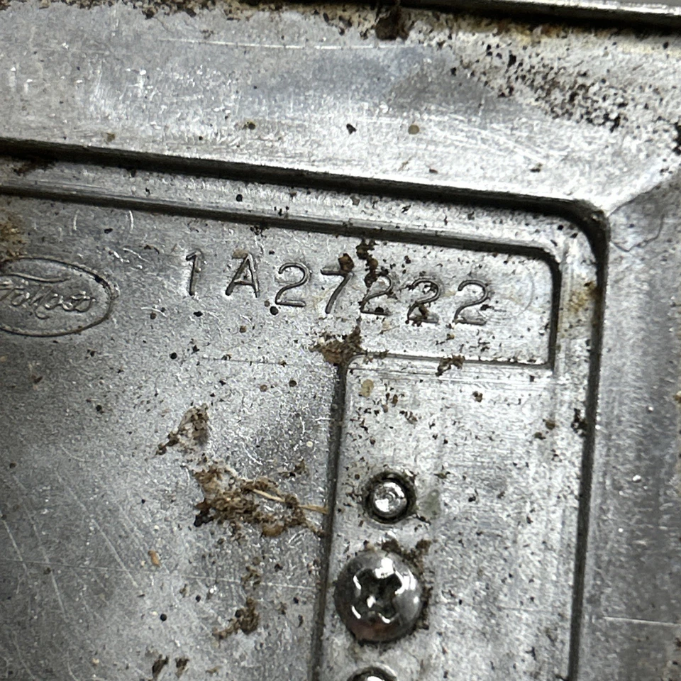 Ford Mustang Mercury Cougar 1967 consola central montaje de cenicero #1A27222 Foto 4 de 4