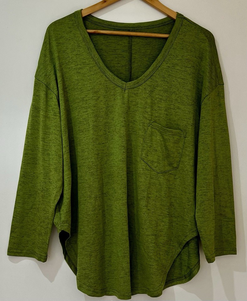 SHEIN Plus Green Long Sleeve Tee/Jumper 1XL