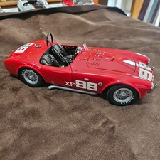 Exoto 1/18 Scale Diecast - RLG18125AC 1962 AC Cobra 260 Competition. EXOTO