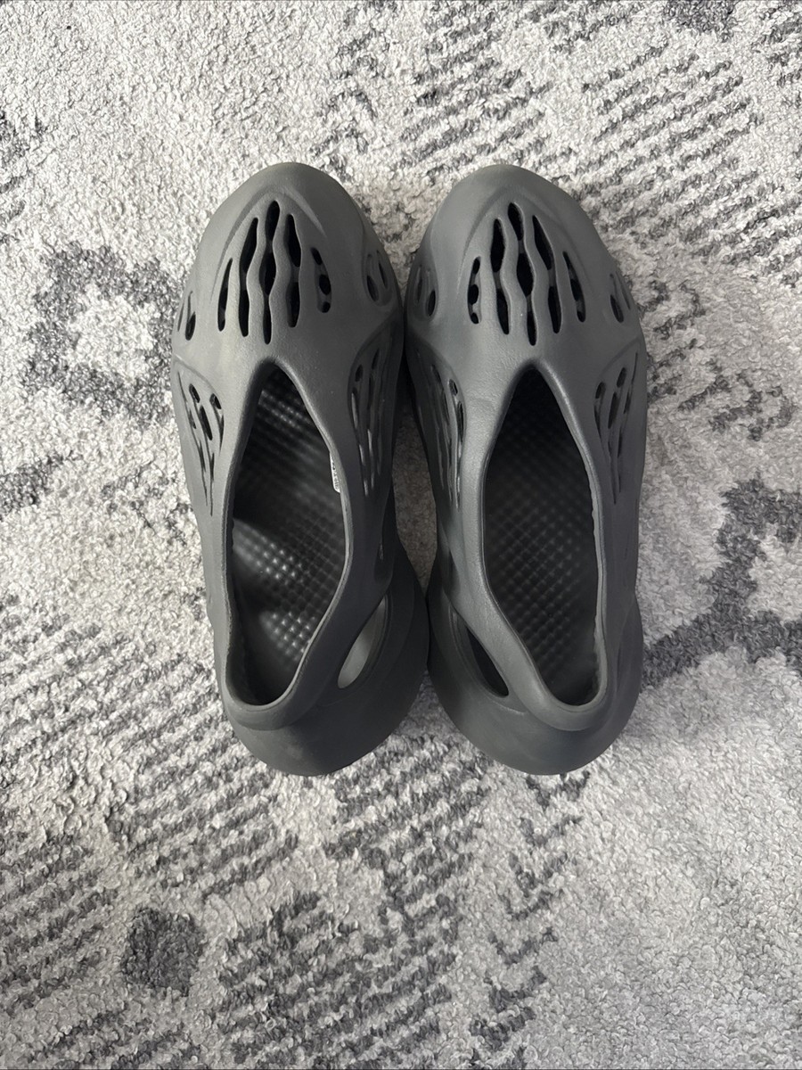Yeezy Gray Foam Runners Size 9 Men Adidas Yeezy Foam Runner MX Granite Grey Men main image 2
