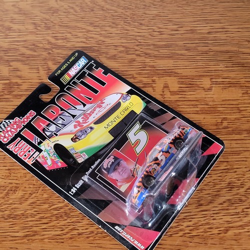 NASCAR 2000 Racing Champions Collector's Series Chase the Race Terry Labonte #5 - Foto 4 di 8