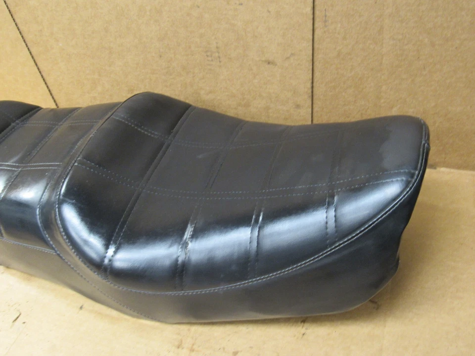 Sillín Honda CB1000c 1983 asiento de diez velocidades 77100-MG1-000 Foto 3 de 4