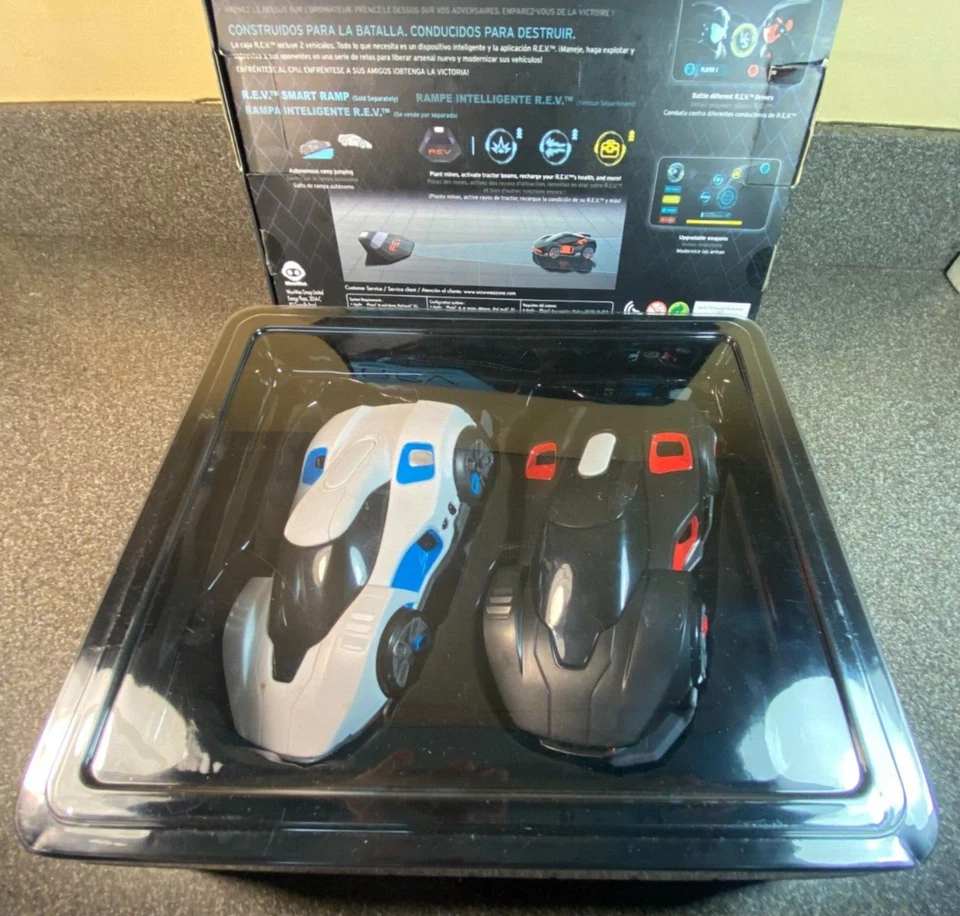 WowWee - R.E.V. Robotic Enhanced Vehicles Complete Battle Pack (2 Vehicles) - Image 3 of 4