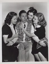 Judy Garland + Lana Turner + Ann Rutherford + Mickey Rooney (1950s) Photo K 511