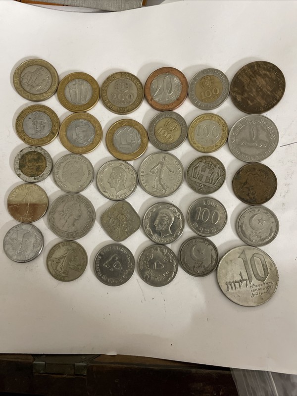 Lot  Of 30 Mix Coins 