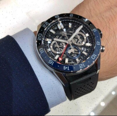 時計 TAG Heuer Carrera GMT Tag Heuer Carrera Caliber Heuer 02 GMT CBG2A1Z.FT6157 Chronograph