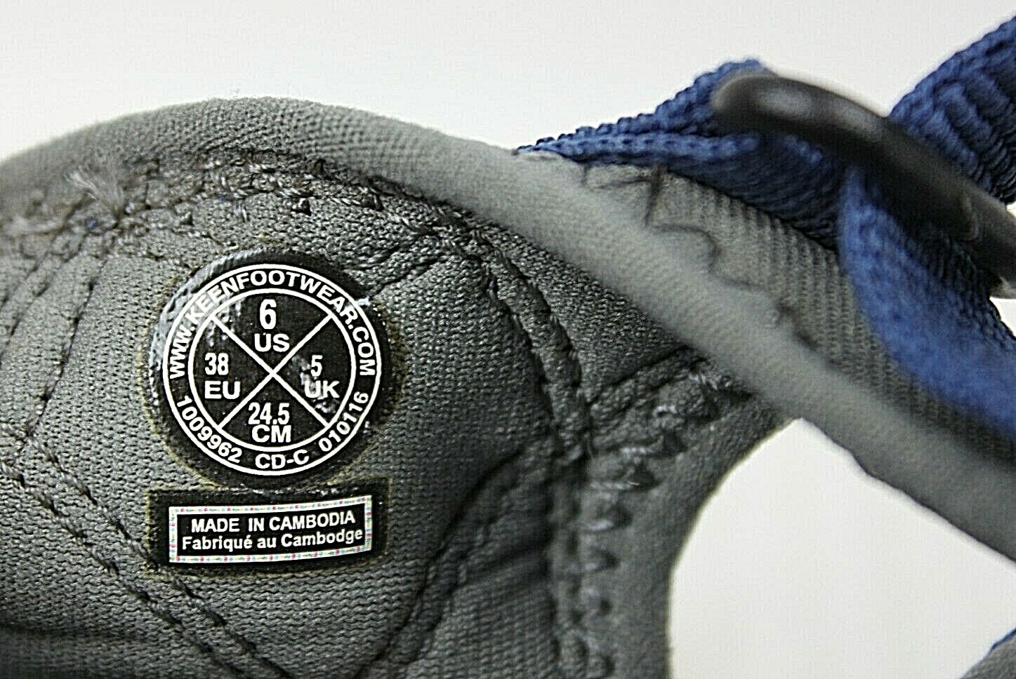 Scarpe sandali da trekking impermeabili tela blu navy Keen Newport H2 da uomo taglia 6 ottime condizioni