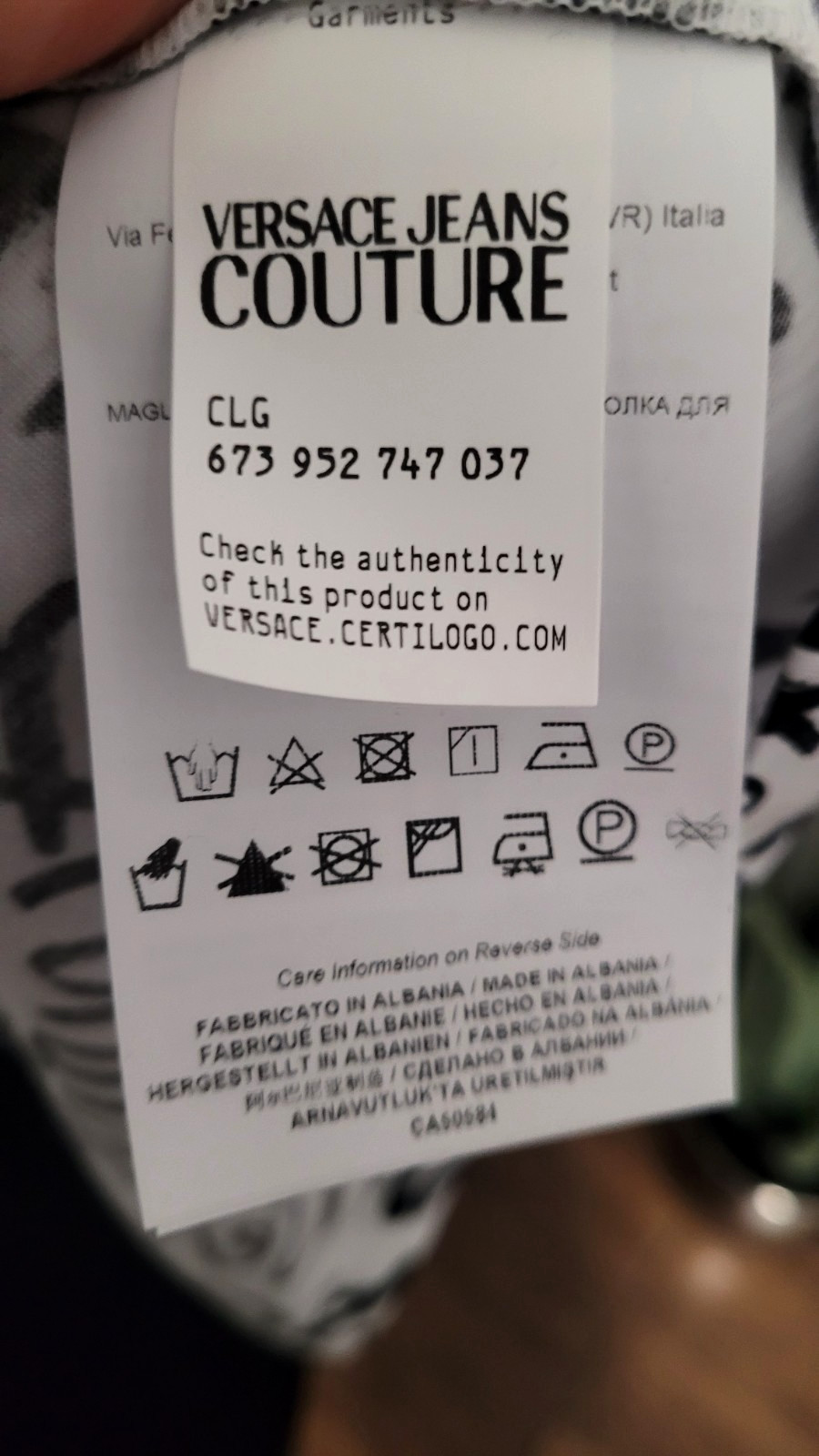 -65%OFF Versace Jeans Couture VJC White T-Shirt LOGOMANIA Tshirt sz L regular thumbnail 7