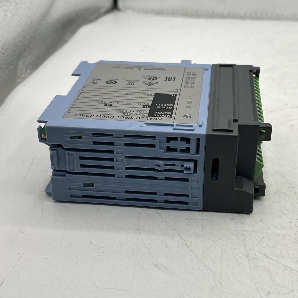YOKOGAWA GX90XA-10-U2N-CN analog input universal Recorder W
