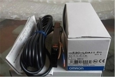 1Pc Omron Sensor E3C-LDA11AT New ec