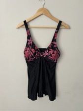 Women’s Flowy Swim Top With Padding Size Small