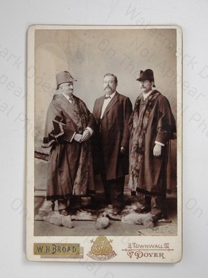 Bürgermeister Dover zeremonielle Gewänder Kabinett Karte Foto WH breit um 1890 Vintage Foto