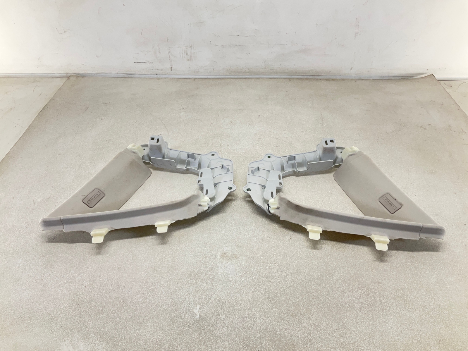 17-20 MASERATI Levante Interior Rear Left & Right Upper C-Pillar Trim Pair OEM