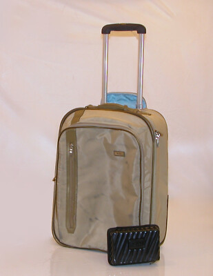 TUMI Vista 20'' Super Light Wheeled Upright Carry-On Suitcase ~ 4820 Beige +BONUS