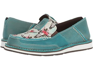 ariat cruisers steers and roses