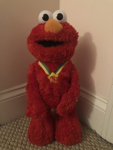 tickle me elmo extras