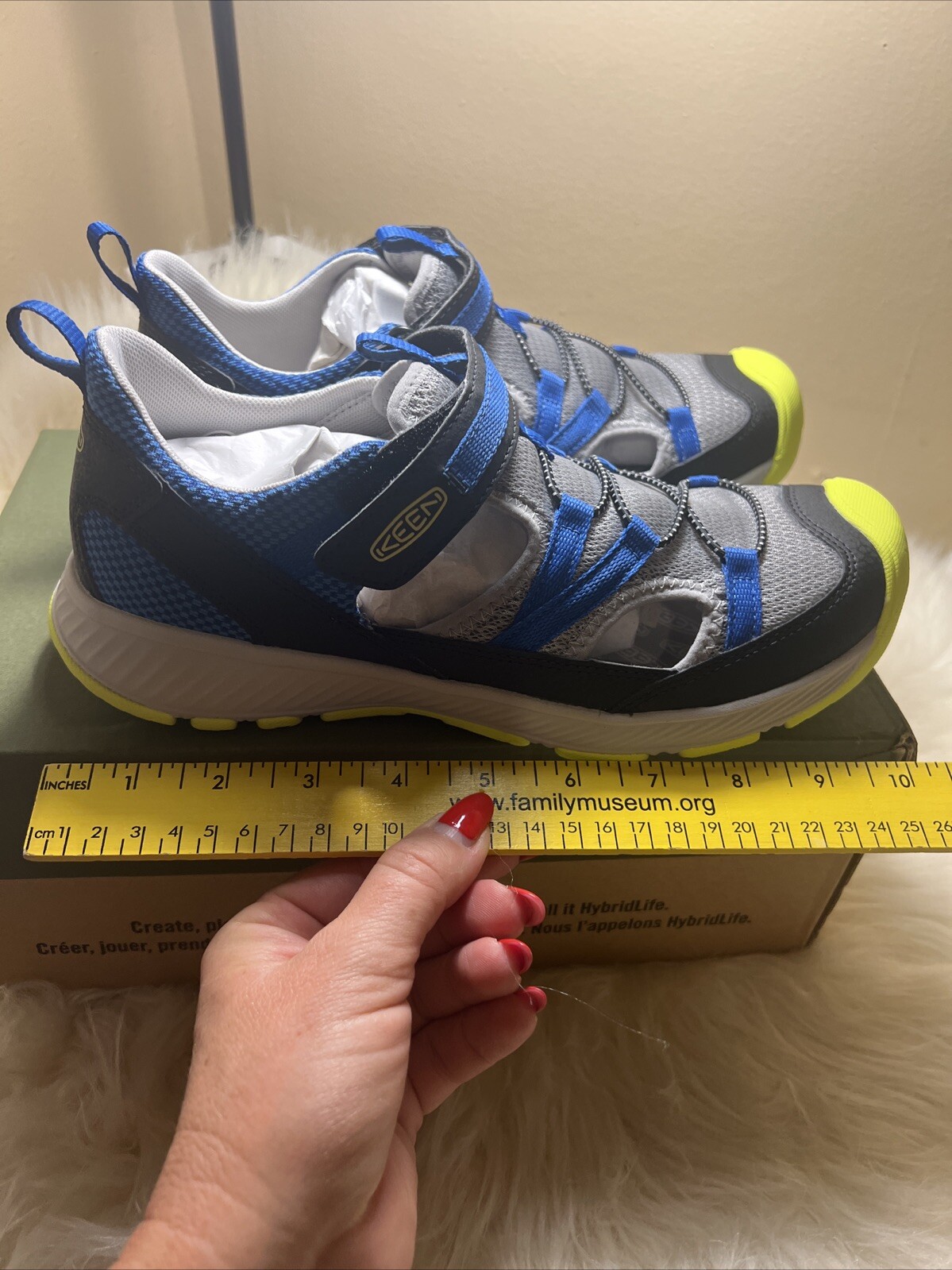 Sandali motozoa Keen nuovi con etichette bambino taglia 7 EU 39 blu primula sera