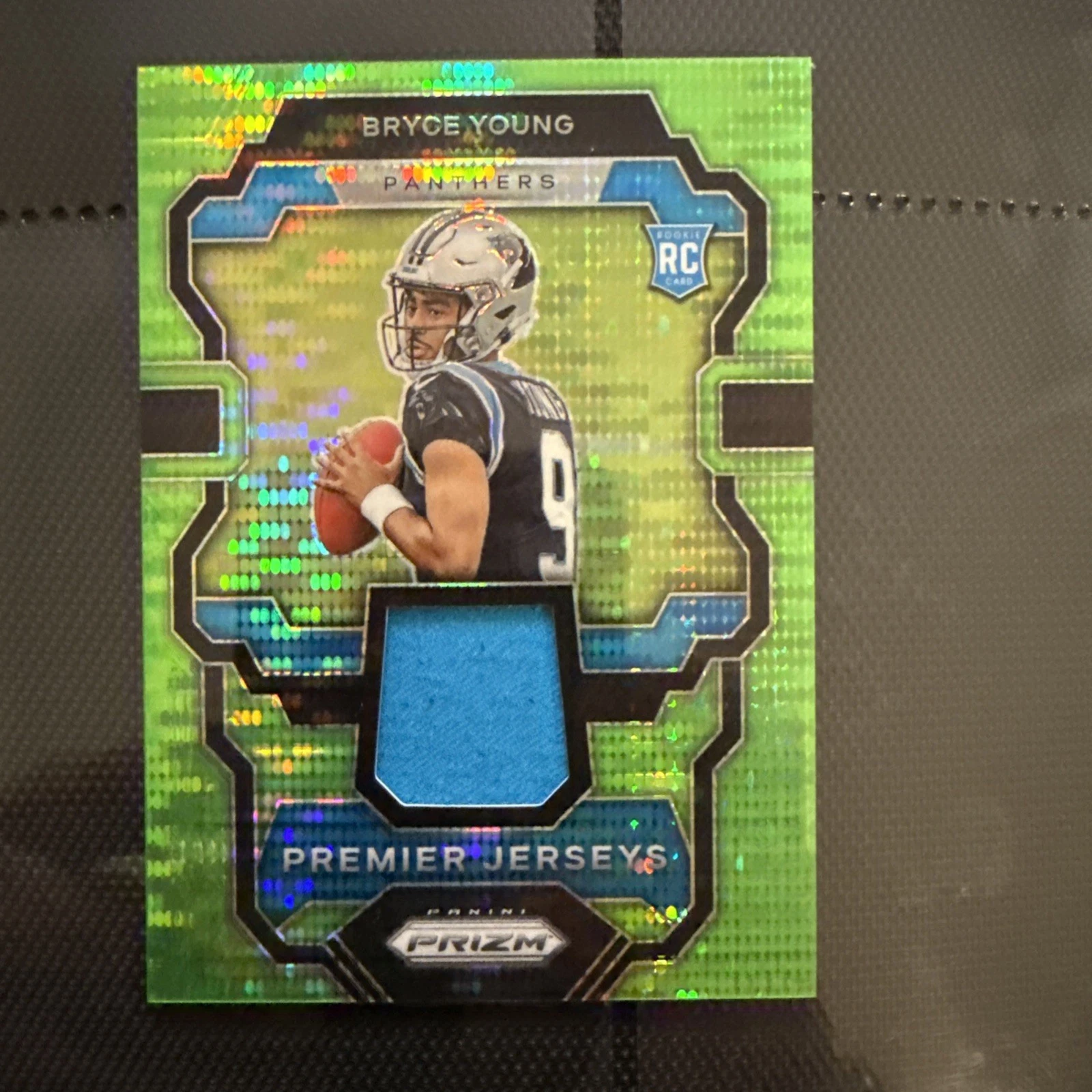 2023 Prizm Bryce Young RC Neon Green Pulsar Premier Jerseys Patch