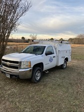 Work Truck With Knaphede Service Bed 2009 Model
