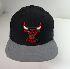 Chicago Bulls New Era 59Fifty NBA Basketball Hat Cap Mens 7 1/8 Black Gray NWOT