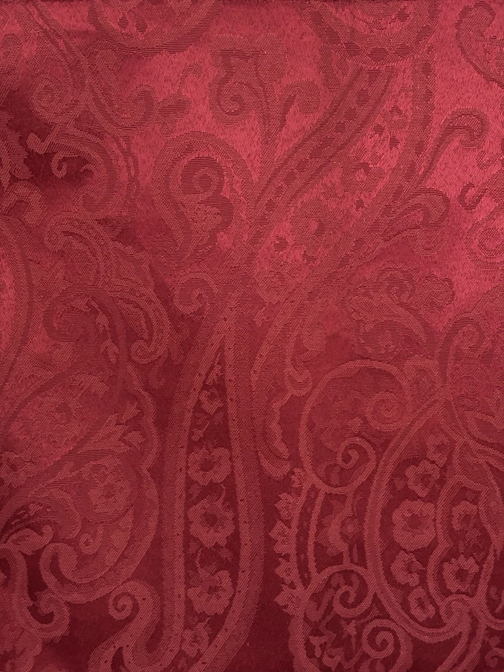 Conjunto de 3 Ralph Lauren Home Placemats Adestramento Paisley puro-sangue vermelho 13" x 18" - Imagem 2 de 3