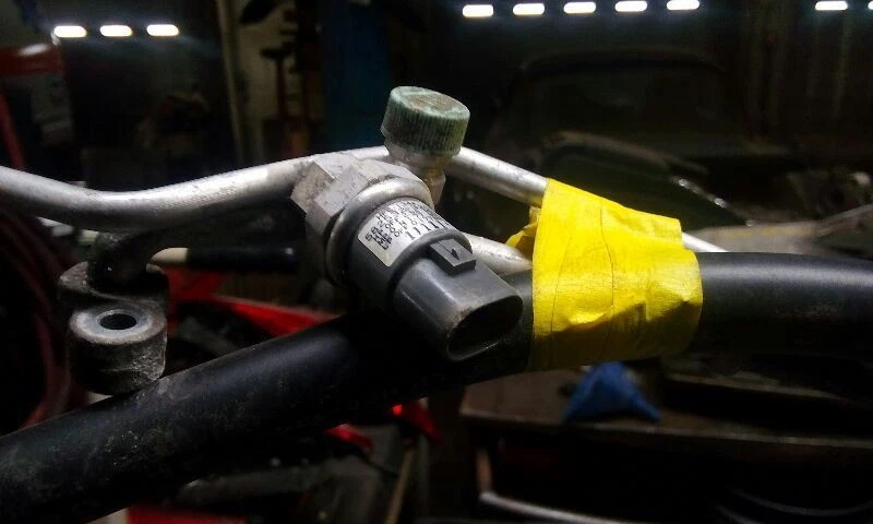 Subaru Forester 2012 mangueras de aire acondicionado 2,5 litros 4 cilindros Foto 4 de 4