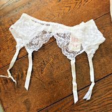 Vintage Suspender Belt 1980s Fantasy White Lace 31 in.Waist Size Small NWT