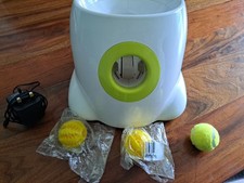 Interactives Automatic Ball Launcher Dog Toy