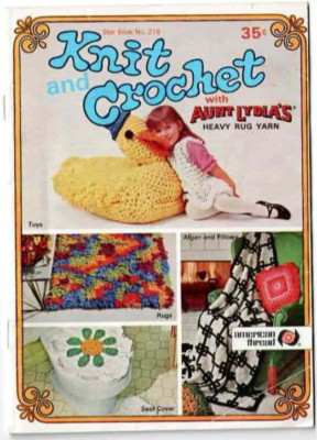 Knit Crochet Pattern Booklet Toilet Paper Doll Cat Dog #218 1970's Vintage