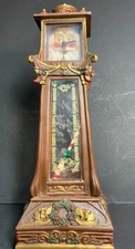 Vintage 1996 Christmas Magic Musical Santa Grandfather Clock Trendmasters Rare