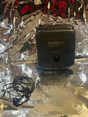 Sony Discman D-231 ESP CD-Player schwarz, Mega Bass, AVLS, sehr guter Zustand 