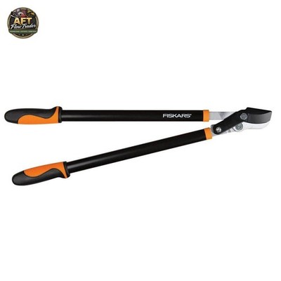 Fiskars 28 in. Bypass Lopper - 1.75 in. Cut Capacity