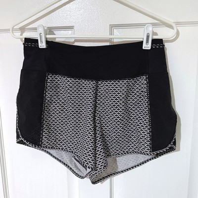 Lululemon Speed Up Shorts Black White Geo Print Running Athletic Womens Size 6
