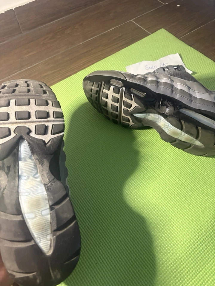 Nike Air Max 95, foto 3 di 5