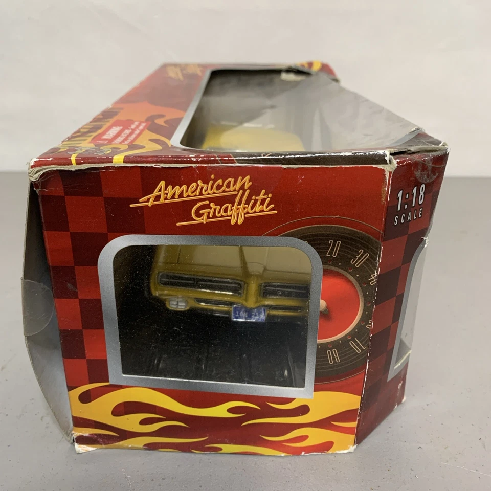 American Graffiti 1969 Pontiac GTO Judge Motor Max 1/18 Scale Diecast Model - Image 3 of 4
