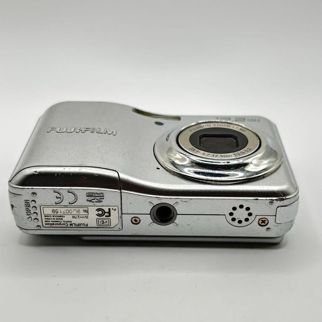 FUJIFILM デジタルカメラ 12MP シルバー　A220 Amazon | Fujifilm FinePix a220 12 MPデジタルカメラwith 3 x