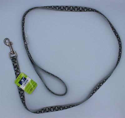 Top Paw Standard Nylon Dog Leash 4 FT Skull And Crossbones Design