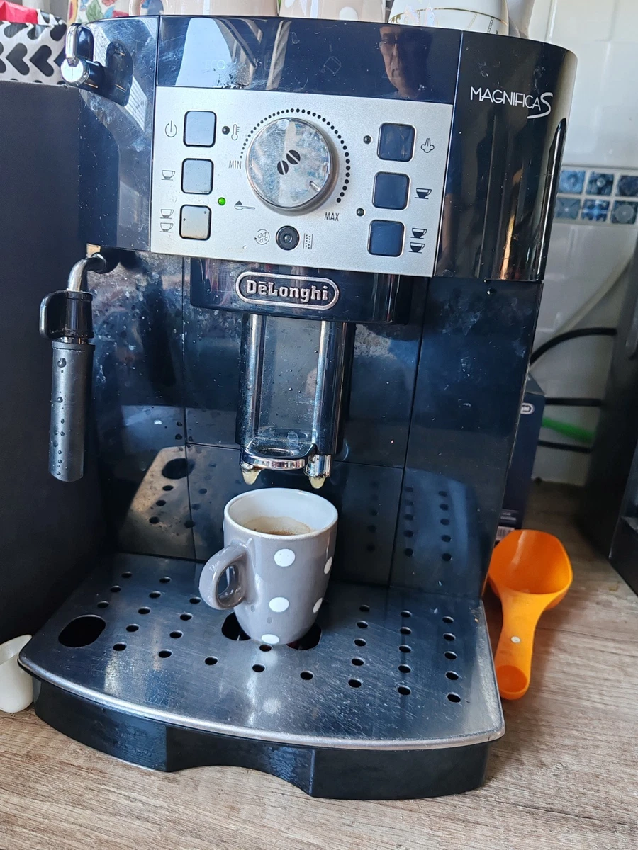 De'Longhi Machine à café automatique, Noir, H x L x P