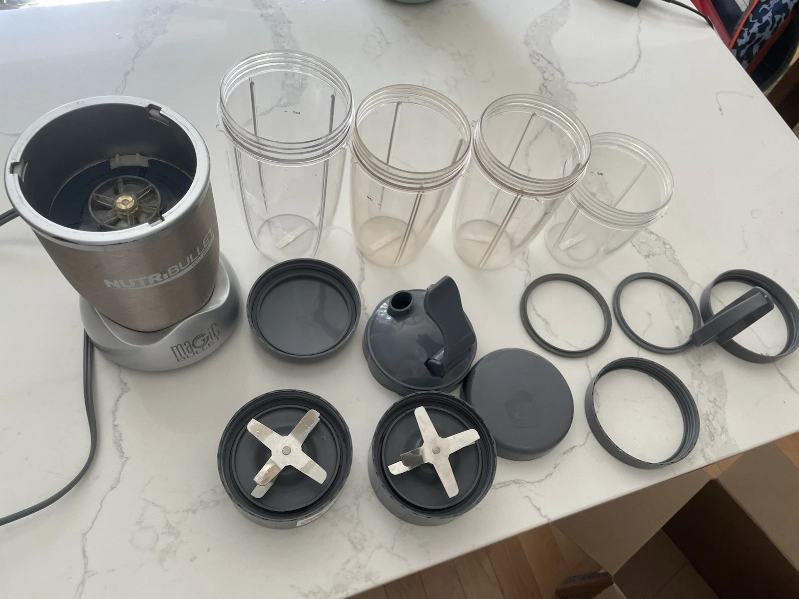 Nutribullet Pro 900 Series Magic Bullet Blender Nb-201 With Accessories TESTED