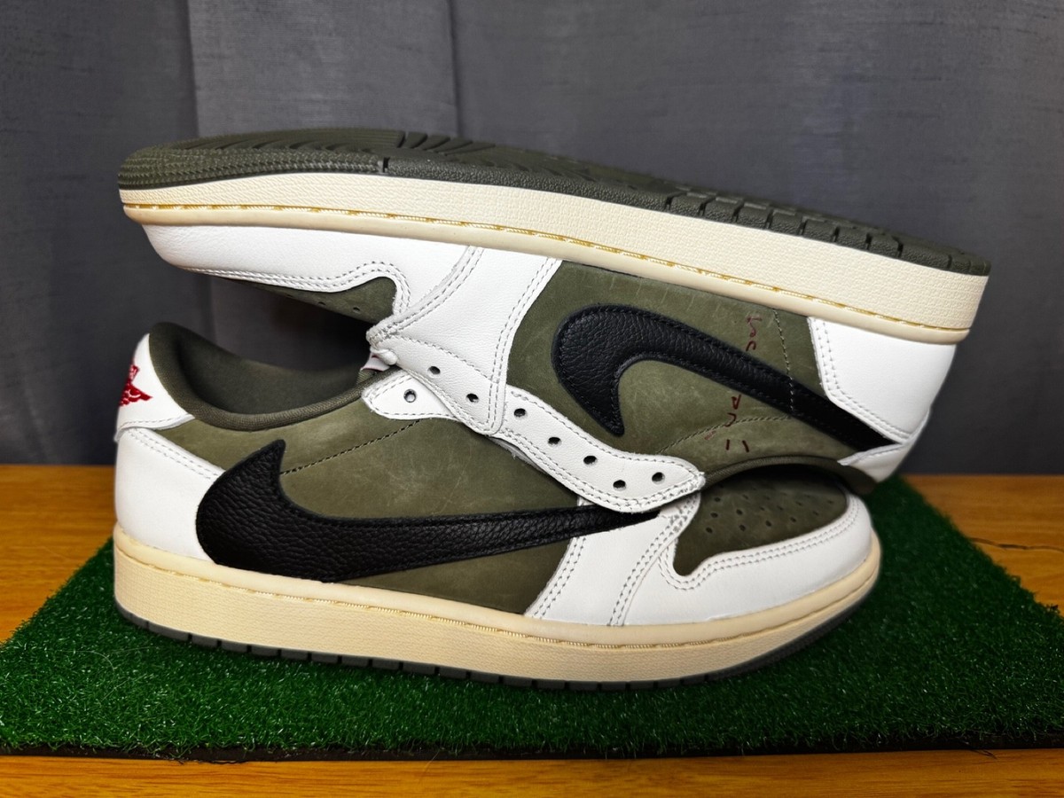 Size 9.5 - Travis Scott x Air Jordan 1 Retro OG SP Low Size 9.5 - Travis Scott x Air Jordan 1 Retro OG SP Low