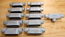 LOT OF 8 Eaton Crouse-Hinds T27 Form 7 3/4" T Conduit Outlet Body  + 1 KILLARK 9